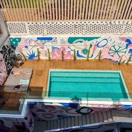 Hostel Selina Secret Garden Lissabon