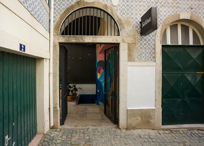 Secret Patio Albergue *